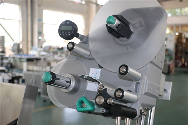 वैक्यूम रक्त संग्रह ट्यूब लेबलिंग मशीन