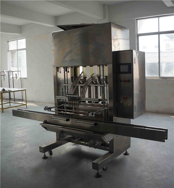 आवश्यक तेल की बोतल भरने की मशीन